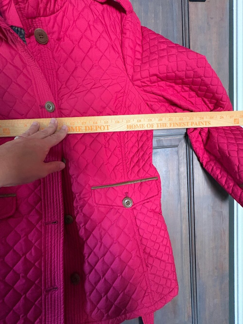 Lands End Quilted Barn jacket, Size Medium, Bright pink - Picture 5 of 6